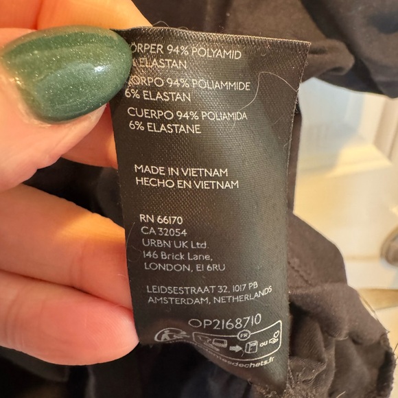 Anthropologie Black Ruched Material Short Sleeve Blouse Size 3X - Picture 6 of 10